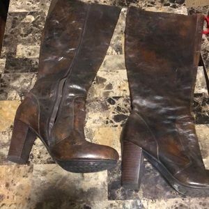 Brown women’s boots